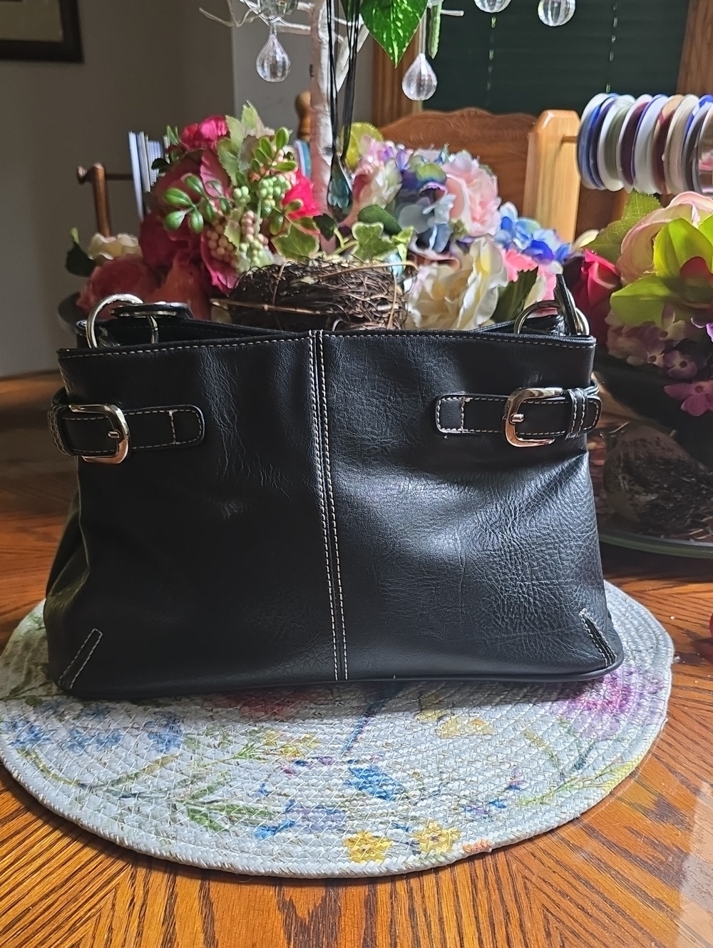 Tommy Hilfiger Leather Handbag